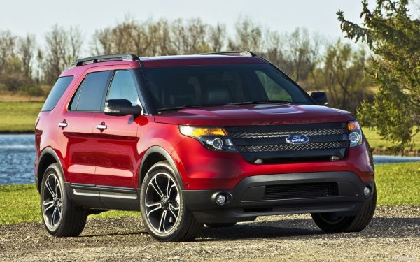 Ford Explorer,doorwaadbare plaats,auto,rood