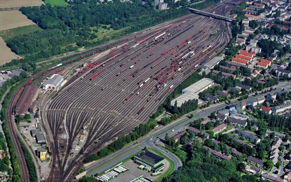 Stadt,Stadtbild,Straße,Zug,Luftaufnahme,Autobahn