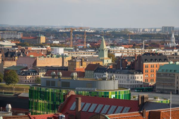 ciudad,Paisaje urbano,horizonte,pueblo,vehículo,puerto