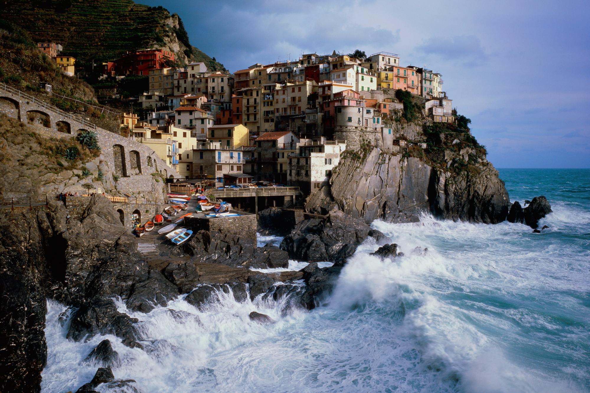 523125 télécharger l'image construction humaine, manarola, les villes - fonds d'écran et économiseurs d'écran gratuits