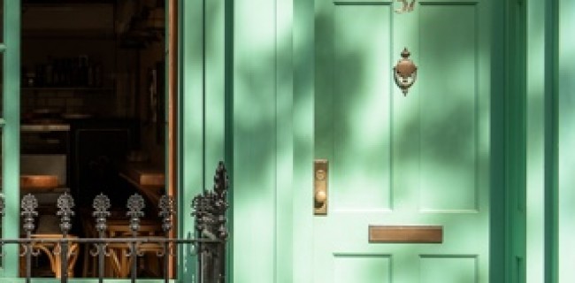 Green Door in Brooklyn Heights