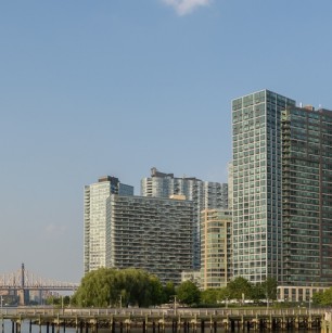 Long Island City Waterfront Park