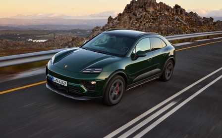 Тепер навіть дешевше. В Україні оголосили вартість базового Porsche Macan EV