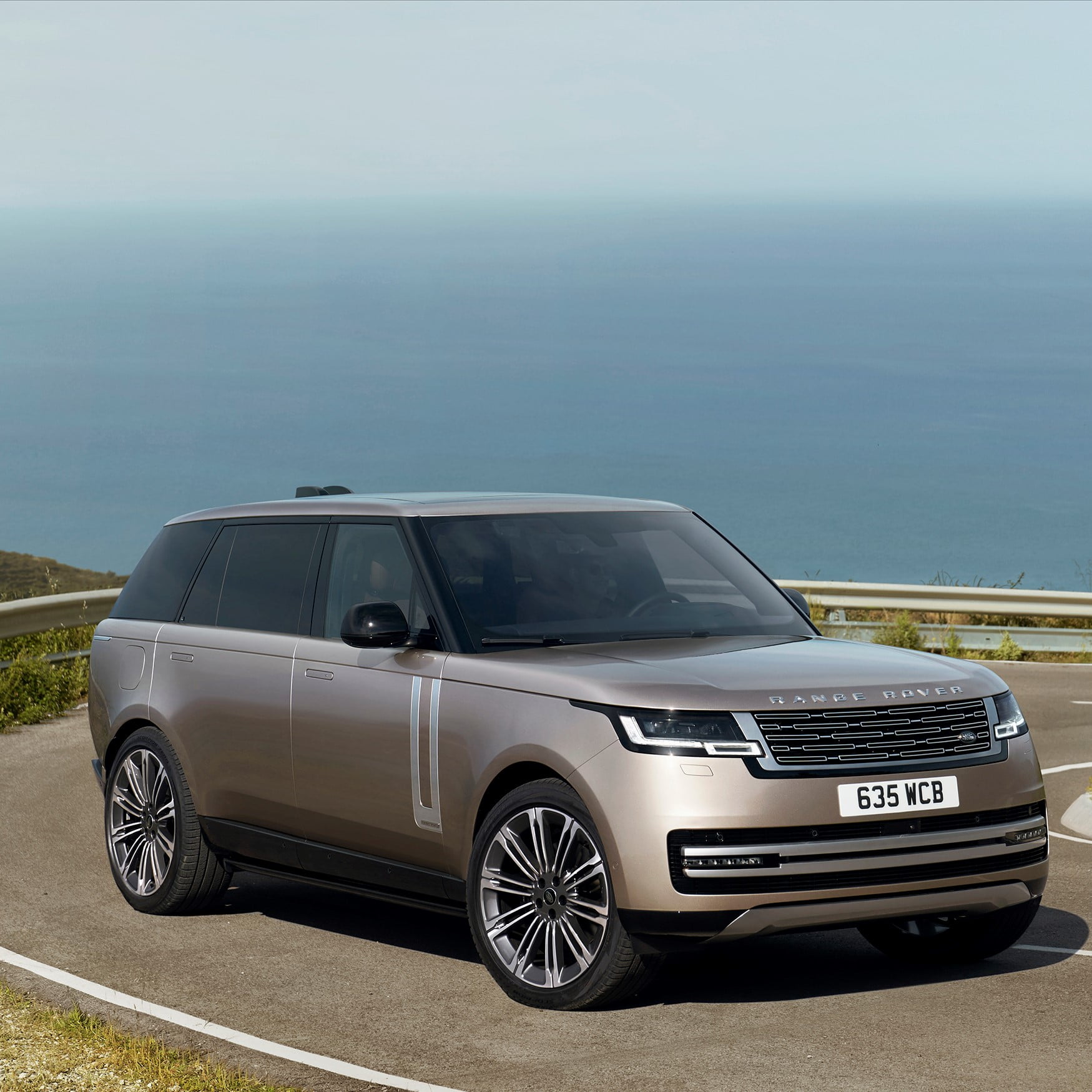 Range Rover front via Havas Formula for use by 360 Magazine