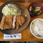 とんかつ ひで - 料理写真:上ロースかつ