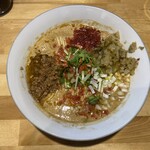 猫と月 chan mie noodles - 料理写真:担々麺　限定