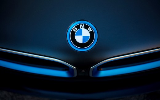 BMW i8 Badge