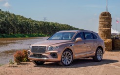 Bentley Bentayga V8 2020 4K