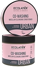 Balsam micelar de păr "Moringa și nucă de cocos" Ecolatier Urban Micellar Cleansing Conditioner