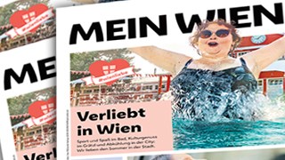 Zwei Zeitungen mit dem wien.at-Schriftzug