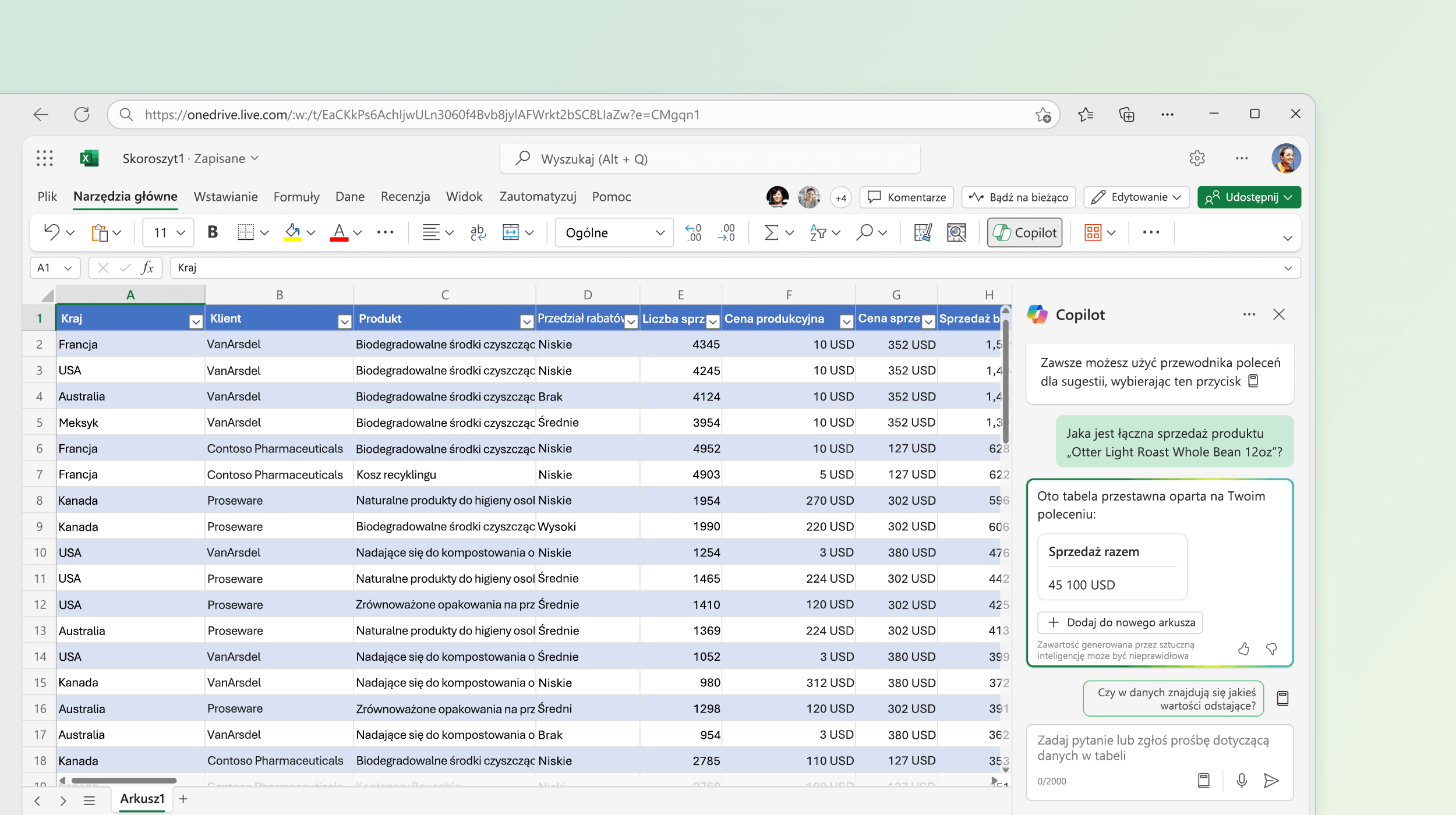 Zrzut ekranu przedstawiający funkcję Copilot w programie Excel sugerującą tabelę przestawną na podstawie istniejących danych.