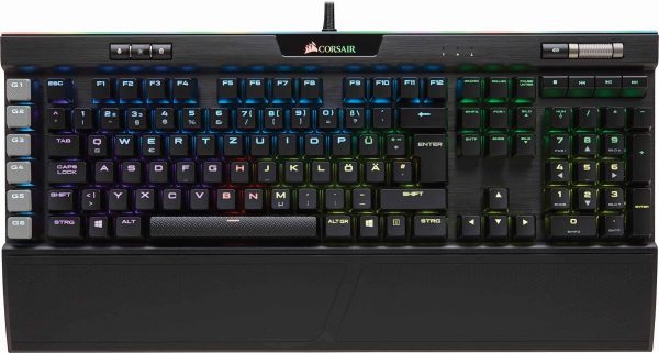 Test Gaming-Tastatur: Corsair K95 Platinum RGB