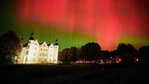 Polarlichter über den Ahrensbruger Schloss