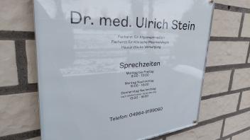 Mehr als sechs Jahre praktizierte Dr. Ulrich Stein in Rhede. Nun ist seine Praxis bis auf Weiteres geschlossen.