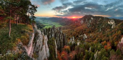 Blick mit Berglandschaft