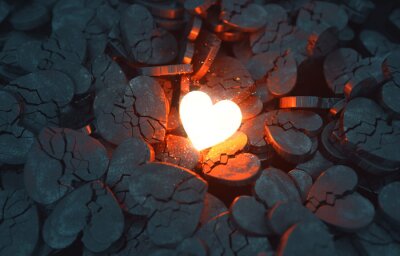 Bild Glowing Heart with Broken Hearts