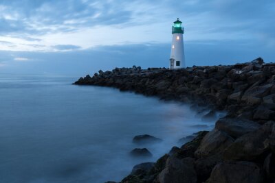 Bild Leuchtturm im Morgengrauen