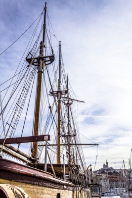 Fototapete Schöne Segelschiffe im Hafen