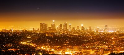 Poster Amerika Skyline von Los Angeles bei Nacht