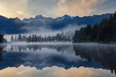 Poster Bergsee-Landschaft am Morgen