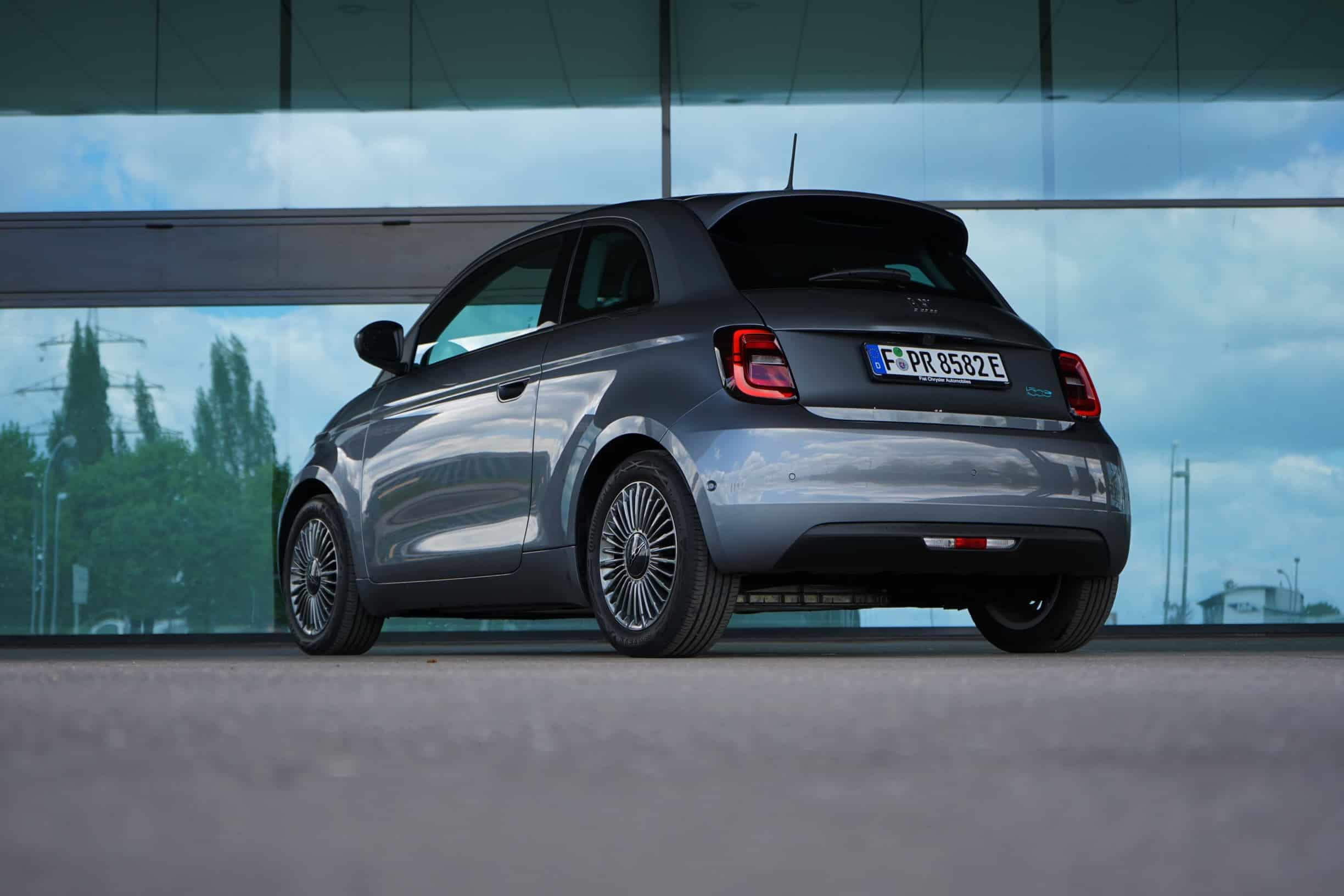 (2021) Fiat 500e ICON