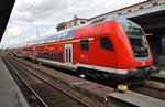 RE20 (RE17663) von Uelzen hat am 1.8.2016 das Fahrtziel, den Magdeburger Hauptbahnhof erreicht.