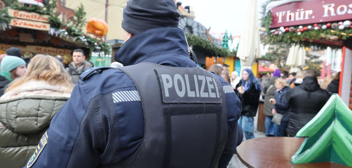 Nach der Todesfahrt in Magdeburg wurde die Polizeipräsenz auf Weihnachtsmärkten in Sachsen erhöht.