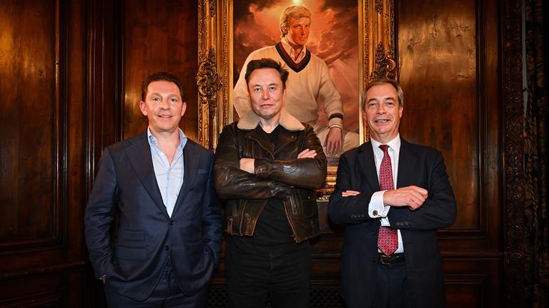 Nick Candy (l.), Elon Musk (m.) und Nigel Farage (r.)