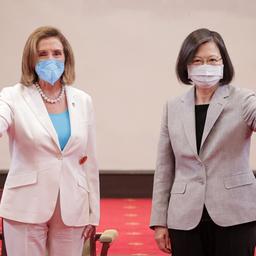 Nancy Pelosi bei einem Treffen mit Tsai Ing-wen