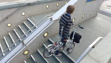 Faltrad U-Bahn Treppe