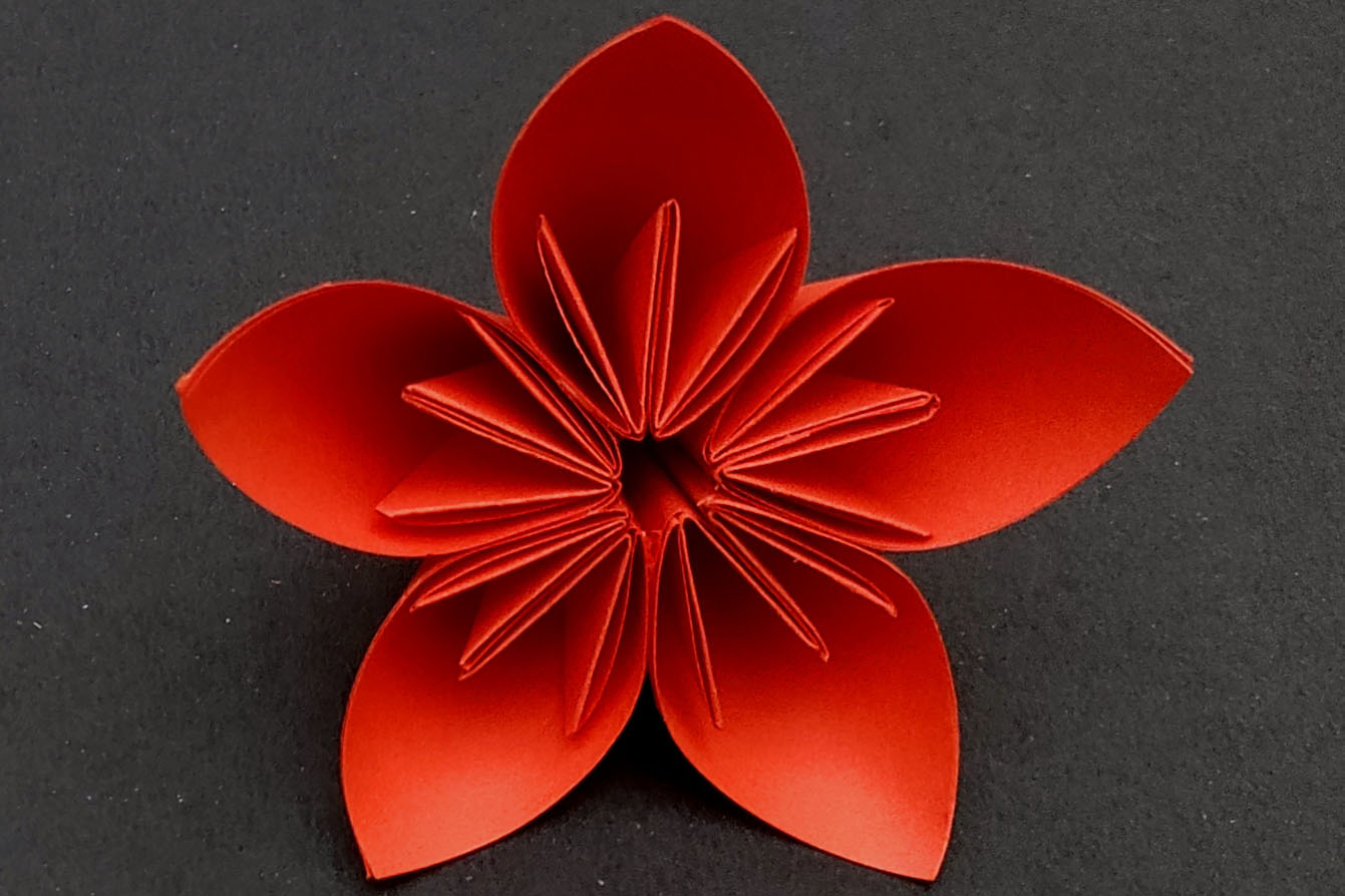 Origami Blume - Schritt für Schritt mit Anleitung