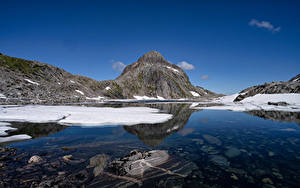 Картинка Норвегия Горы Озеро Лофотенские острова Lake Trevatnan Природа