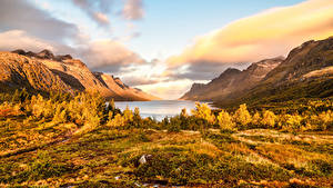 Hintergrundbilder Norwegen Berg Landschaftsfotografie Wolke Fjord Ersfjorden Natur