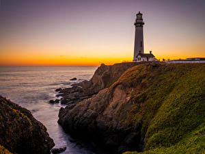 Фотографии США Побережье Маяк Рассветы и закаты Калифорния Скале Pigeon Point Lighthouse