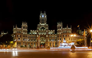 Hintergrundbilder Spanien Madrid Gebäude Nacht Straßenlaterne Zaun Stadtstraße