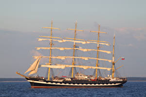 Bilder Schiff Segeln Kruzenshtern