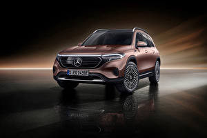 Tapety na pulpit Mercedes-Benz Crossover Metaliczna Brązowa EQB 350 4MATIC Electric Art Line, Worldwide, (X243), 2021 Samochody