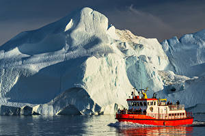 Фото Гренландия Айсберги Корабли Disko Bay Природа