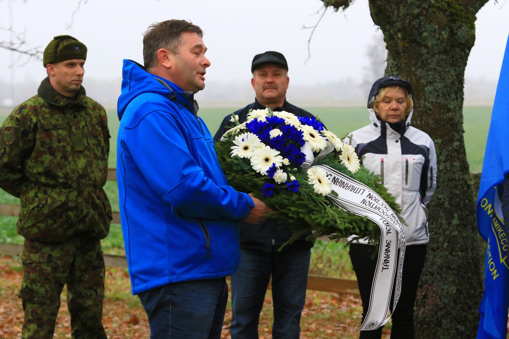 With car trip ''We are grateful for your service!'' we paid tribute to ...