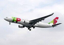 TAP Portugal Airbus A330-200 leszállás közben