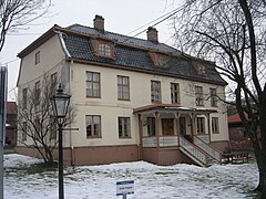 Nedre Vøyen, Maridalsveien 87, oppført 1783.[25] Foto: Helge Høifødt