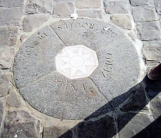 Français : Point zero des routes de France English: Kilometer Zero stone, in front of Notre-Dame