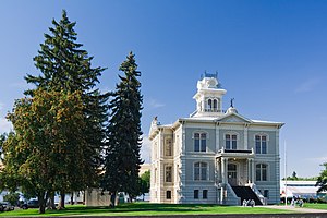 Columbia County Courthouse in Dayton