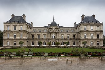 Palais du Luxembourg by Salomon de Brosse (1615–1620)