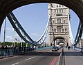 Dari arah jembatan menuju Tower of London