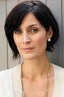 Carrie-Anne Moss isCmdr. Kate Bowman