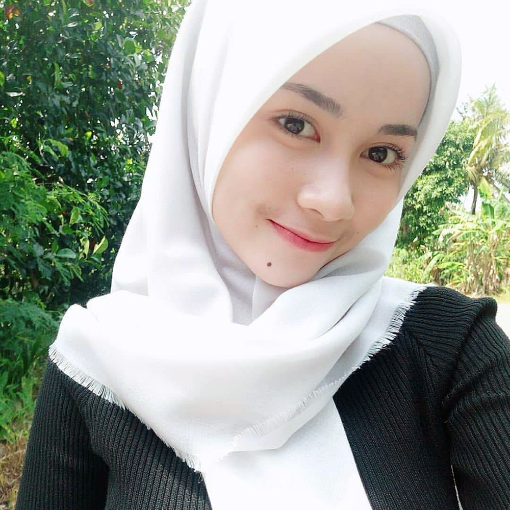 Poto Wanita Cantik Pake Jilbab