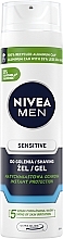 Pomirjujoč gel za britje za občutljivo kožo NIVEA MEN Active Comfort System Shaving Gel