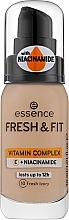 Essence Fresh & Fit Vitamin Complex Foundation Foundation