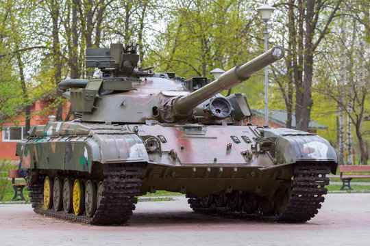 T-64 B Tank